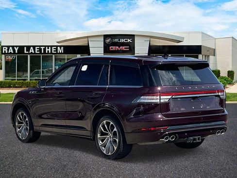 Used 2023 Lincoln Aviator Grand Touring w/ Equipment Group 301A image 3