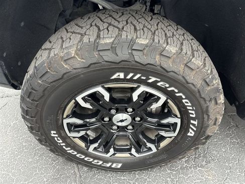 Certified 2023 Chevrolet Silverado 1500 ZR2 w/ Technology Package image 34