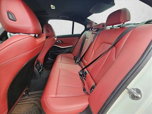 Used 2024 BMW 330i Sedan w/ Premium Package image 12