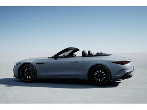 New 2026 Mercedes-Benz SL 63 AMG 4MATIC image 33