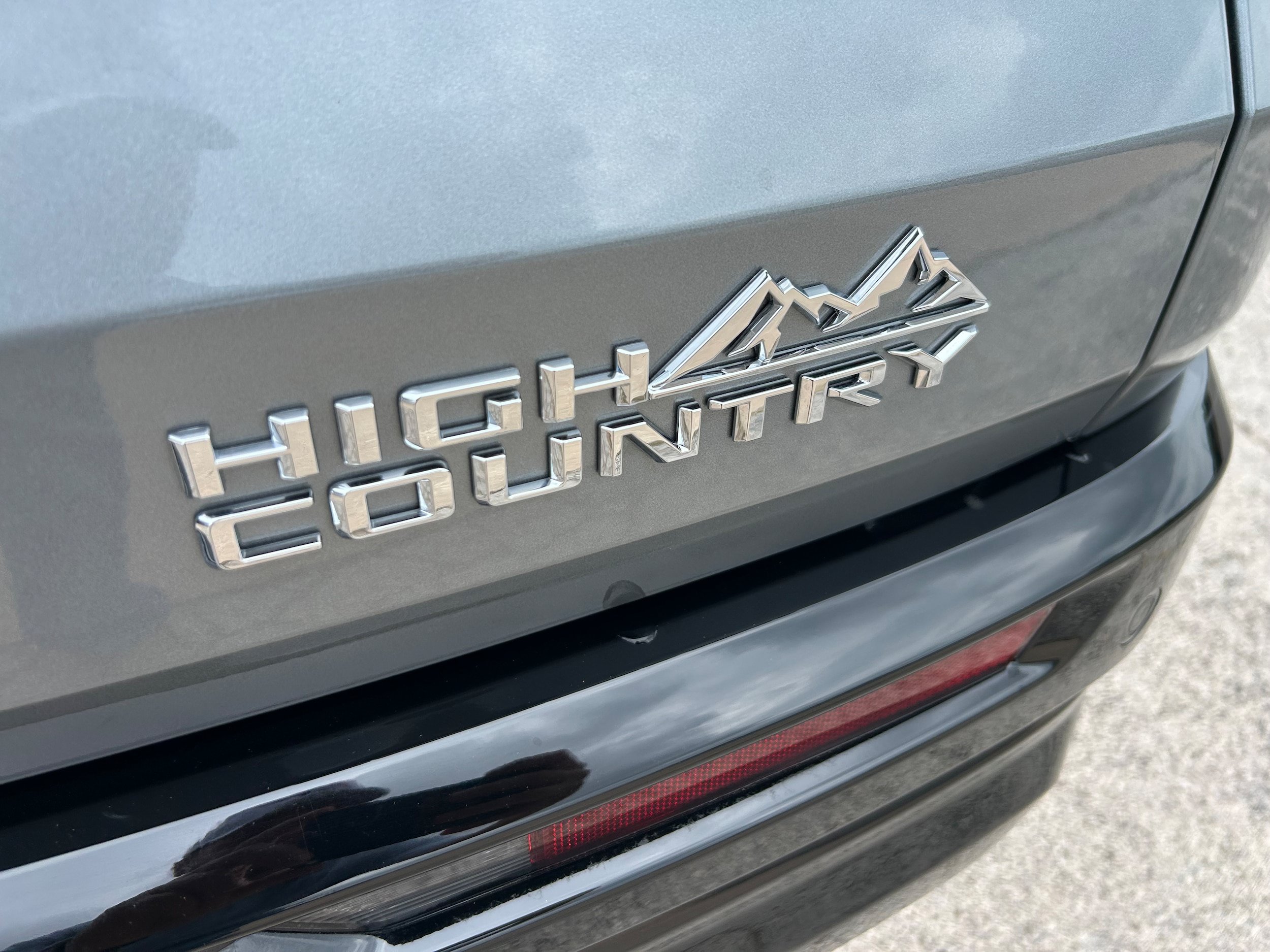 New 2026 Chevrolet Traverse High Country FWD image 7