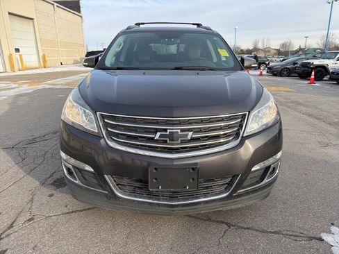 Used 2016 Chevrolet Traverse LT image 9