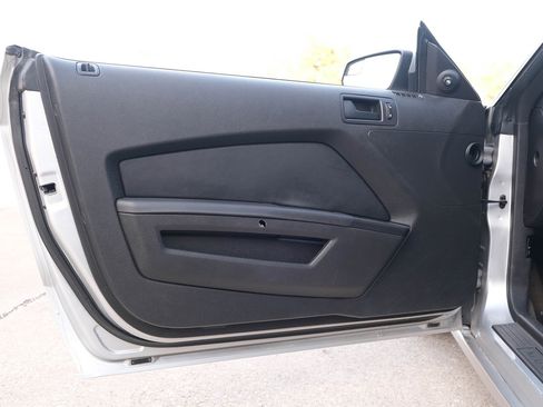 Used 2013 Ford Mustang GT w/ Brembo Brake Pkg image 13