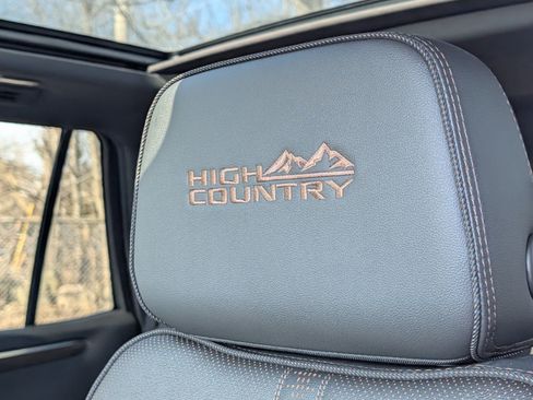 New 2026 Chevrolet Tahoe High Country AWD/4WD image 26