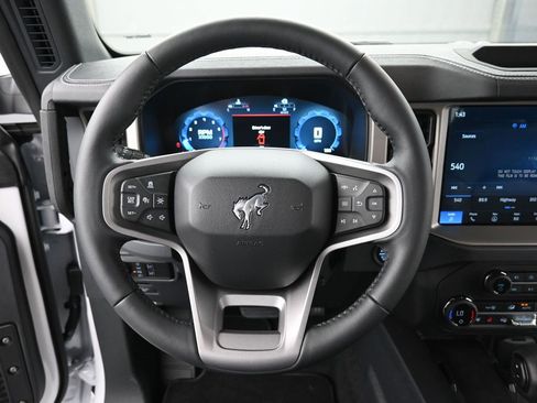 New 2025 Ford Bronco Outer Banks image 16