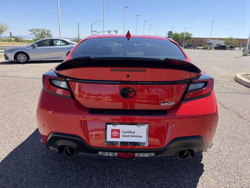 Used 2022 Toyota GR86 image 4