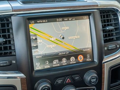 Used 2015 RAM 3500 Laramie w/ Cold Weather Group image 28