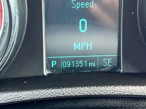 Used 2016 Buick Encore FWD image 46