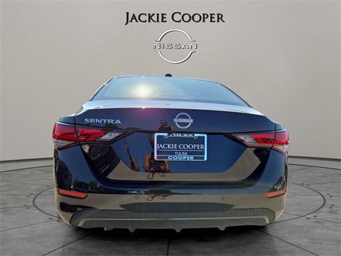 New 2025 Nissan Sentra SV w/ SV Premium Package image 4