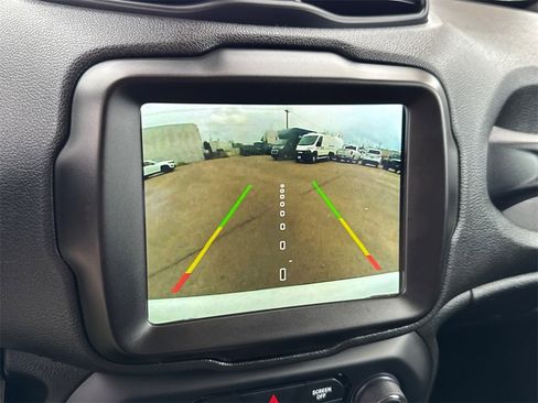 Used 2021 Jeep Renegade Trailhawk image 29