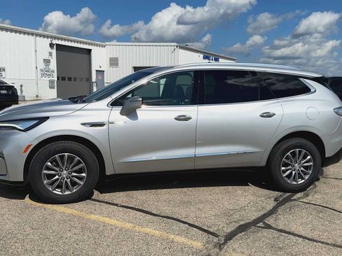 Certified 2022 Buick Enclave Premium AWD/4WD image 9