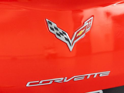 Used 2014 Chevrolet Corvette Stingray Convertible w/ 3LT Preferred Equipment Group RWD image 30