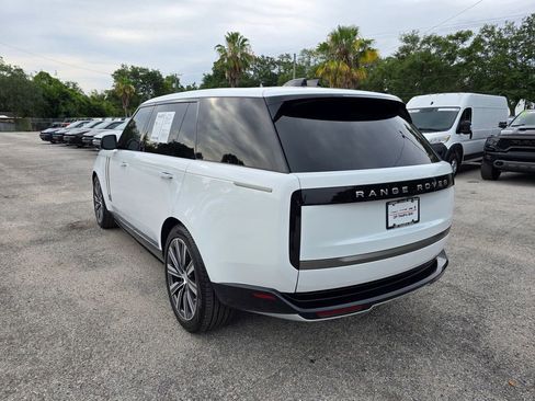 Used 2025 Land Rover Range Rover Long Wheelbase Autobiography AWD/4WD image 4