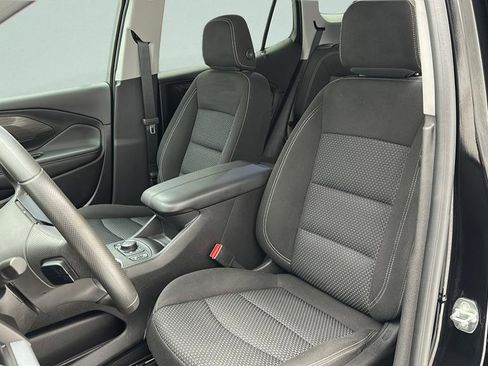 Used 2024 GMC Terrain SLE w/ Driver Convenience Package AWD/4WD image 14