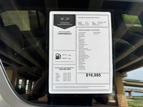 Used 2018 GMC Acadia Denali w/ Technology Package FWD image 37