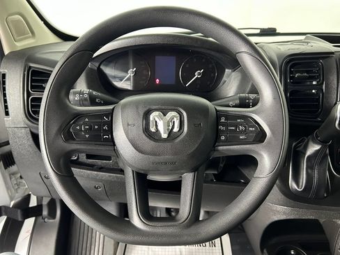 Used 2025 RAM ProMaster 2500 FWD image 21