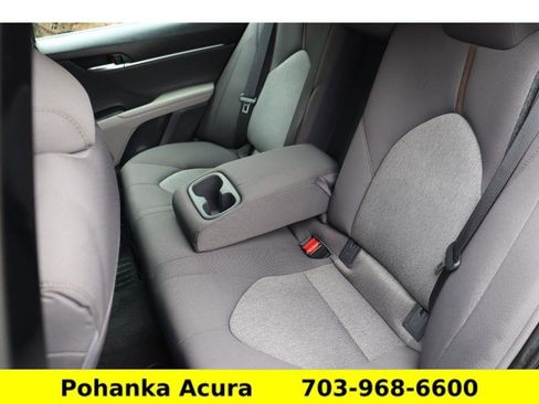 Used 2019 Toyota Camry LE image 24