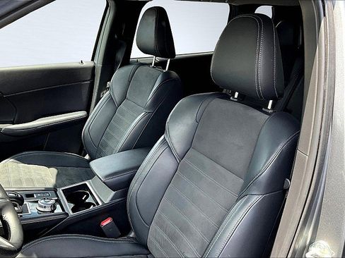 Used 2023 Mitsubishi Outlander SE AWD/4WD image 14