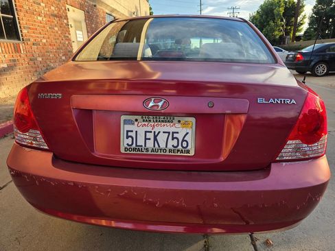 Used 2005 Hyundai Elantra GLS image 5