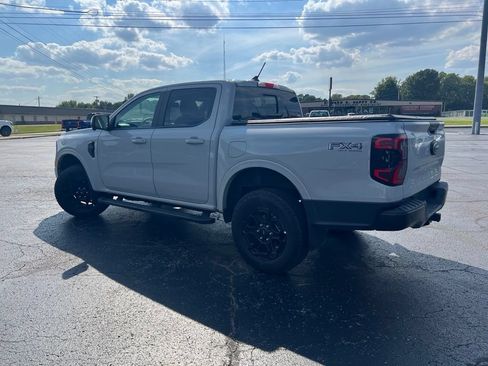Used 2026 Ford Ranger Lariat w/ FX4 Off-Road Package AWD/4WD image 5