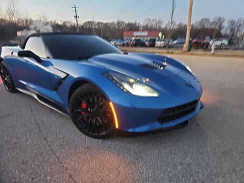 Used 2015 Chevrolet Corvette Stingray Convertible w/ 2LT Preferred Equipment Group image 4