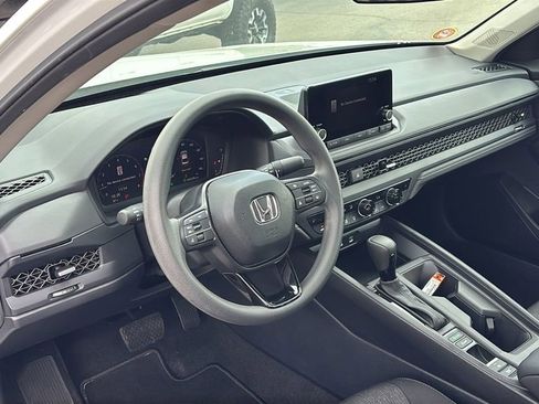 Certified 2025 Honda Accord SE image 23