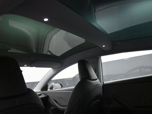 Used 2025 Tesla Model 3 RWD image 25