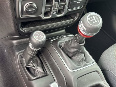 New 2026 Jeep Wrangler Unlimited Sport AWD/4WD image 17