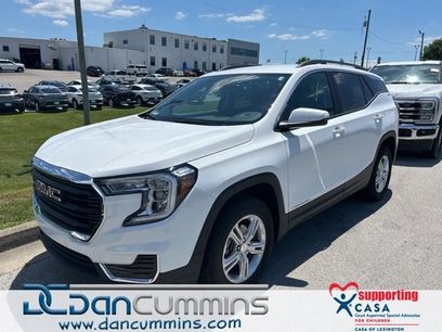 Used 2024 GMC Terrain SLE w/ Driver Convenience Package
