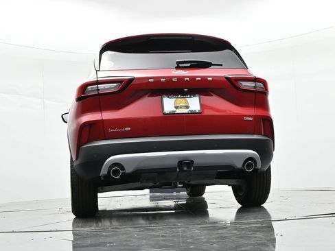 New 2026 Ford Escape SE w/ Class II Trailer Tow Package image 28