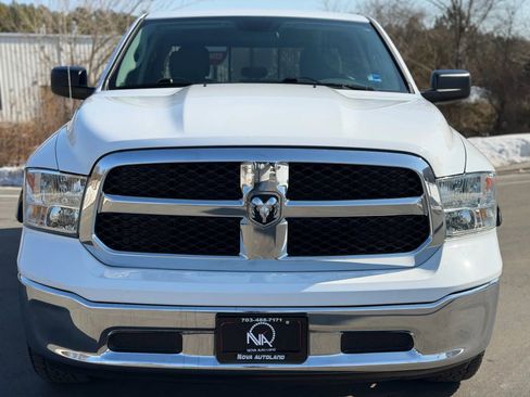 Used 2017 RAM 1500 Classic SLT AWD/4WD image 6