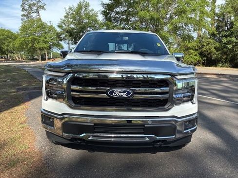 Used 2025 Ford F150 Lariat w/ Equipment Group 501A Mid AWD/4WD image 8