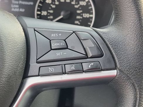 Used 2023 Nissan Altima 2.5 SV FWD image 19