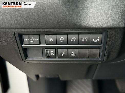 Used 2023 Toyota Tundra Limited w/ Power Package AWD/4WD image 22