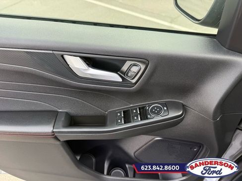 Used 2024 Ford Escape ST-Line FWD image 11