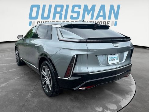 Used 2024 Cadillac Lyriq Luxury AWD/4WD image 4