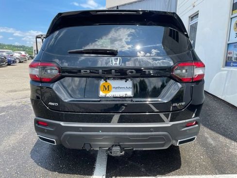 Used 2023 Honda Pilot Elite image 4