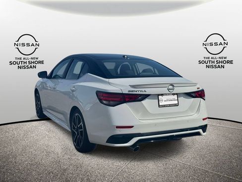 Used 2025 Nissan Sentra SR FWD image 7