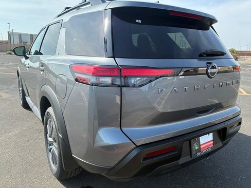 New 2026 Nissan Pathfinder SV FWD image 4