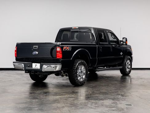 Used 2016 Ford F250 Lariat w/ Lariat Ultimate Package AWD/4WD image 20