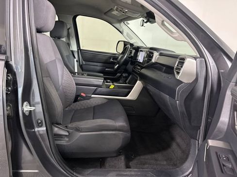 Used 2022 Toyota Tundra SR5 w/ TRD Off-Road Package image 26