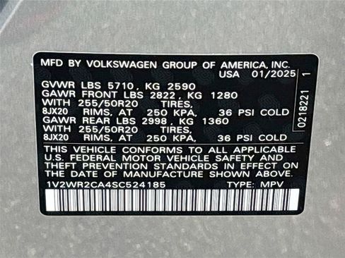 Used 2025 Volkswagen Atlas SE FWD image 36