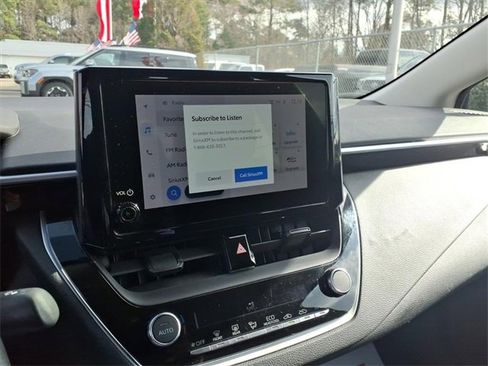 Used 2023 Toyota Corolla LE image 18