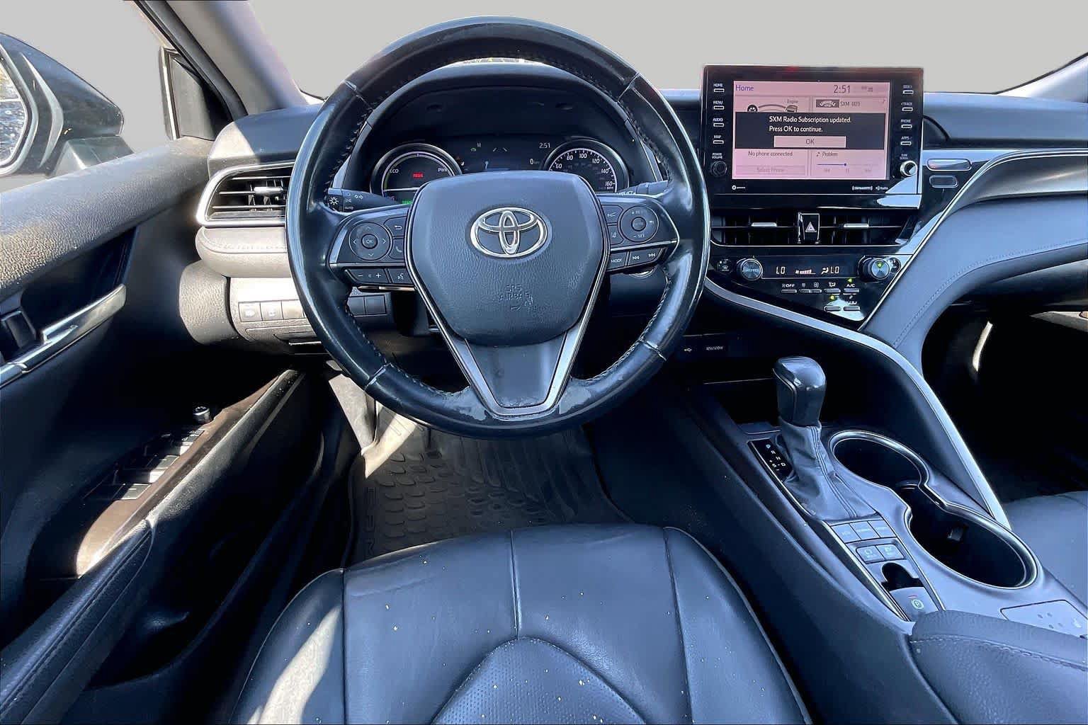Used 2021 Toyota Camry XSE FWD image 5