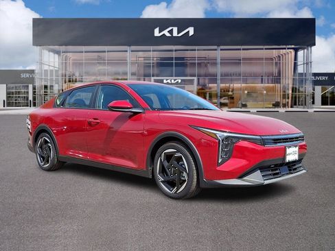 Certified 2025 Kia K4 EX FWD image 1