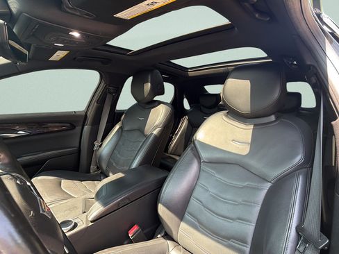 Used 2019 Cadillac CT6 Premium Luxury w/ Active Chassis Package 20" AWD/4WD image 24