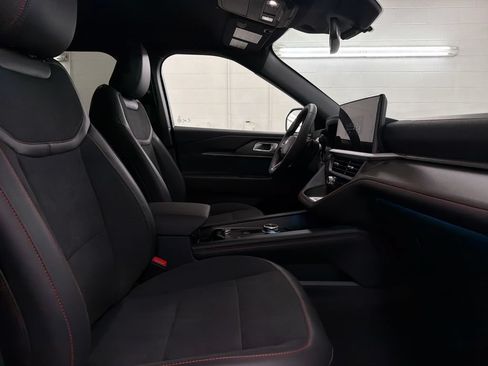 New 2026 Ford Explorer ST AWD/4WD image 28