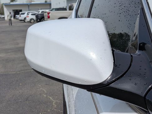 Used 2017 Hyundai Santa Fe Sport image 35