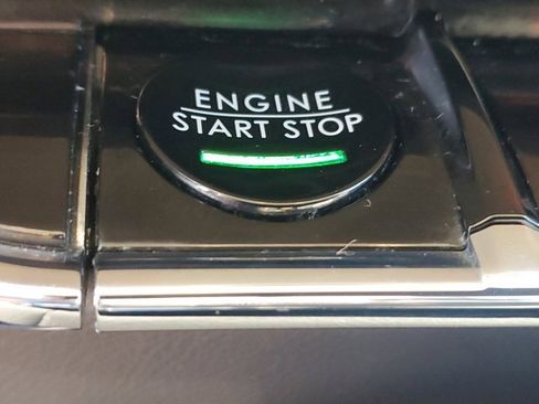 Certified 2023 Lincoln Nautilus Reserve image 28