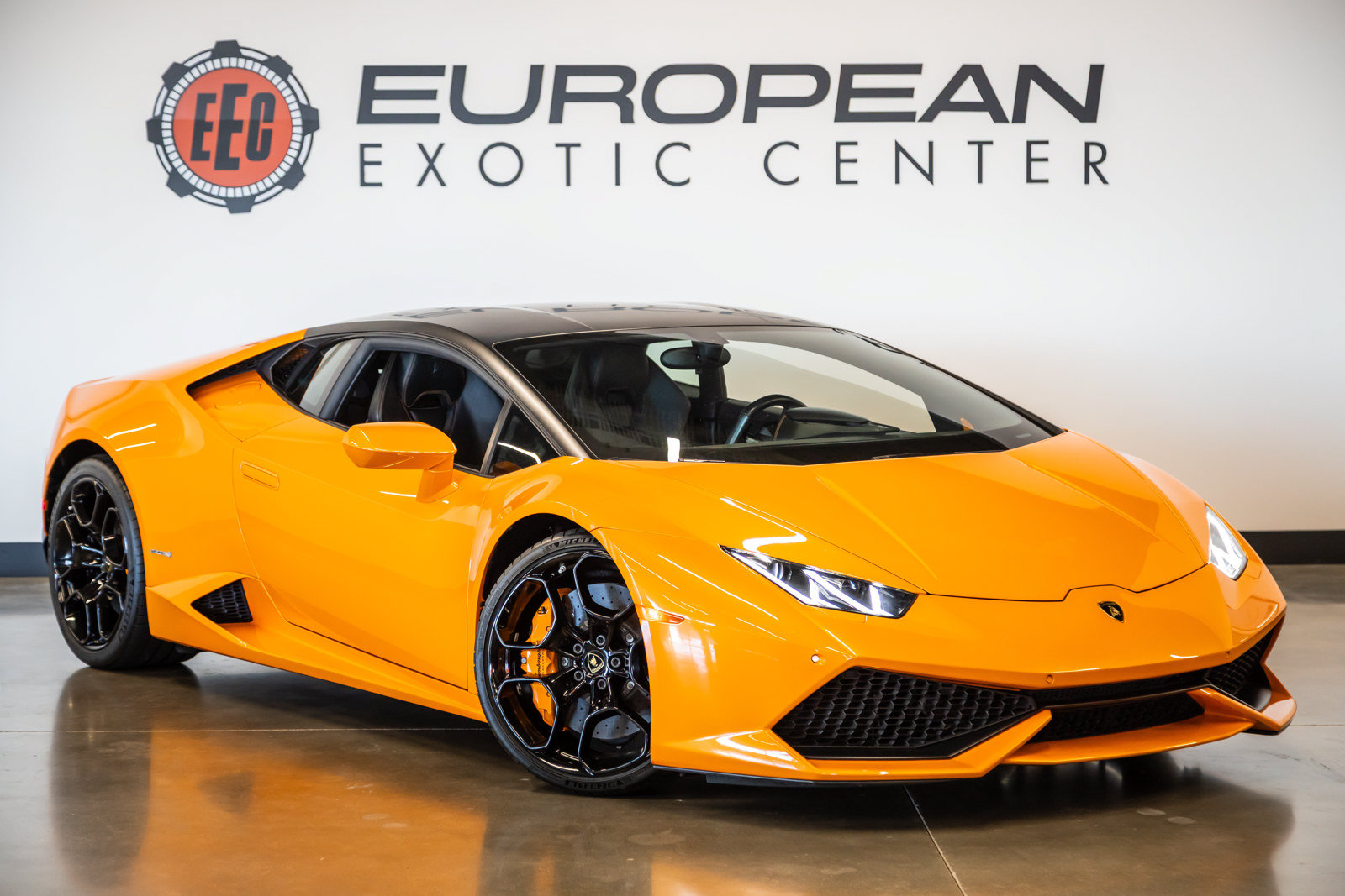 Used 2015 Lamborghini Huracan LP 610-4 AWD/4WD image 1